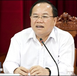 Ông Lê Thanh Cung - Chủ tịch UBND tỉnh Bình Dương: “Hiện tại, tôi không muốn bình luận chi tiết về vụ việc trên bởi chính tôi là người đang bị doanh nghiệp khiếu kiện. Bây giờ nếu tôi nói thì sẽ thiếu khách quan...”.